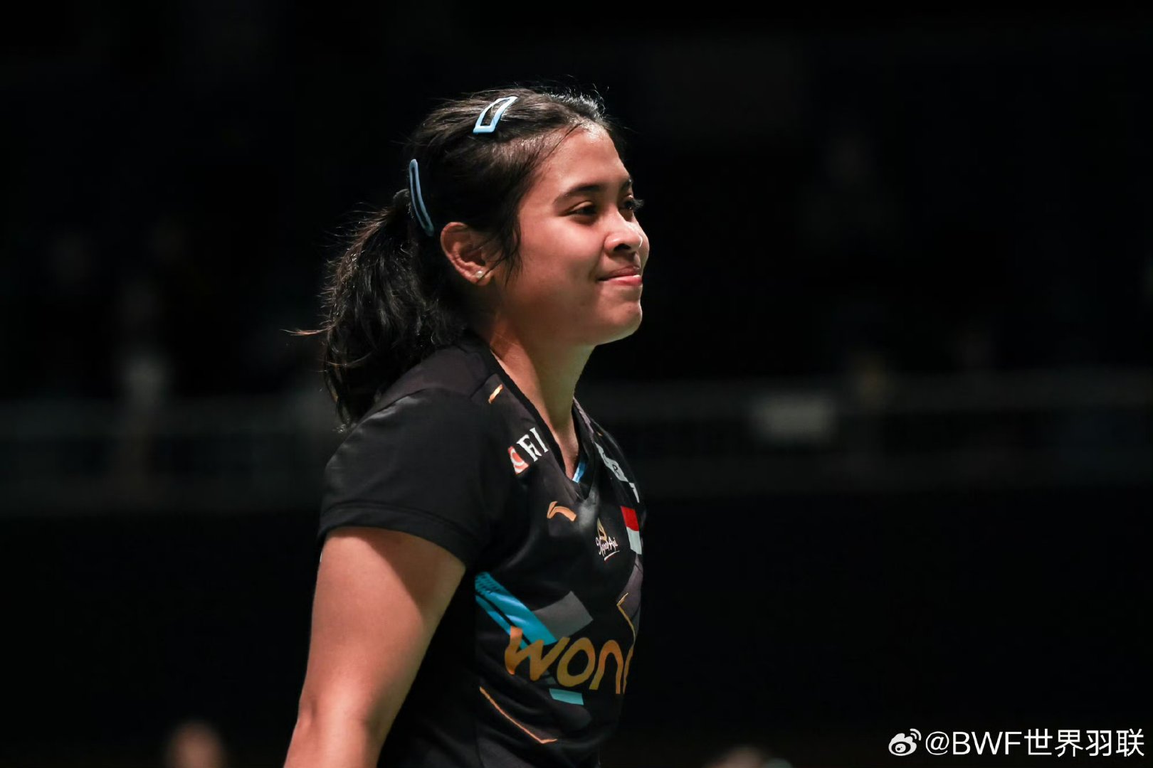 包含日本羽毛球队鏖战中国羽毛球队，辛杜惊艳世界的词条