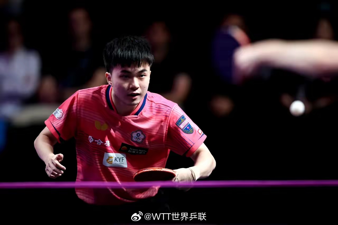 英国乒乓球队翻盘韩国乒乓球队，奥恰洛夫高光表现的简单介绍