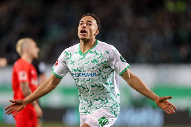 柏林赫塔战平弗赖堡，积分榜上仍处中游位置的简单介绍