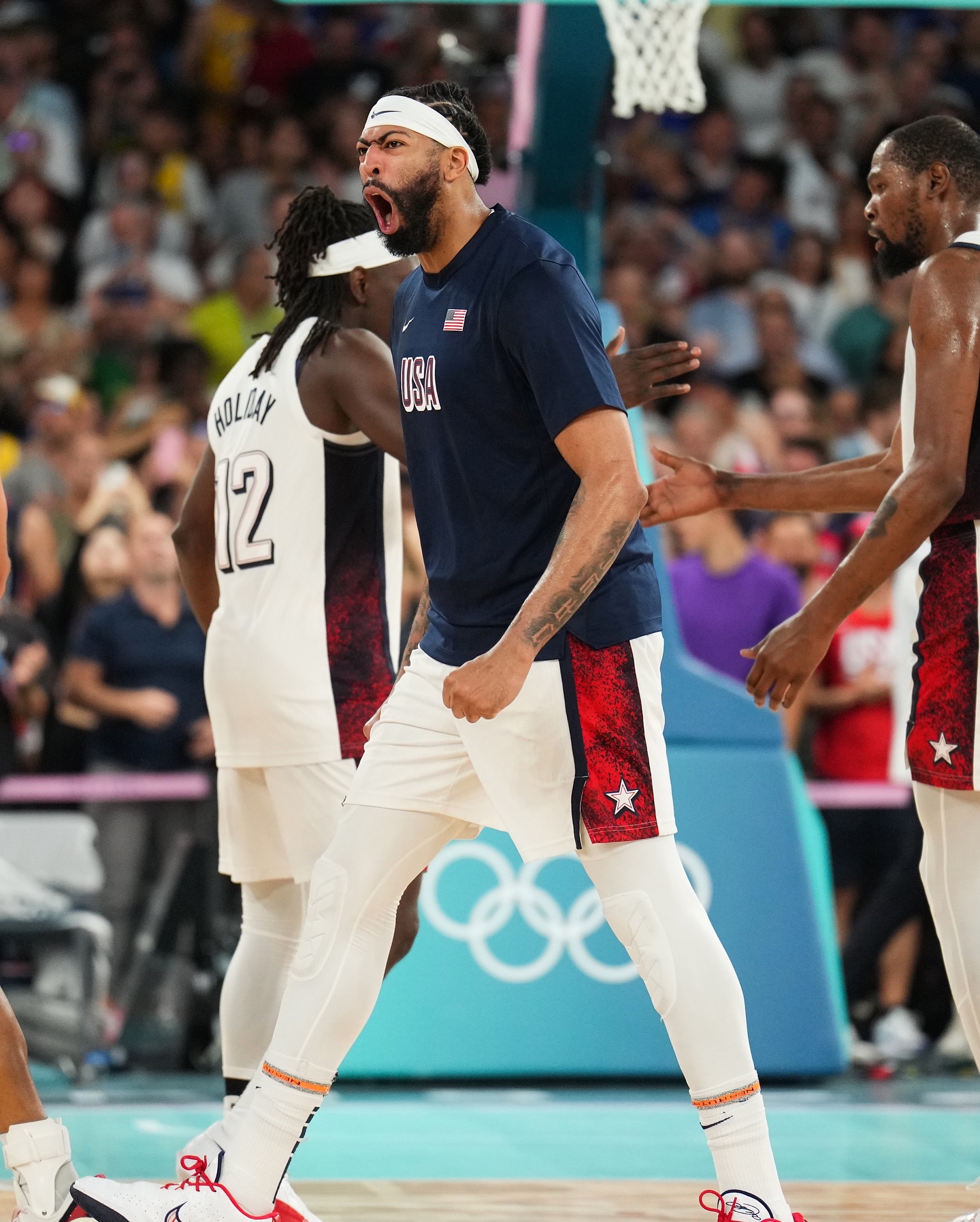 塞尔维亚男篮强势马刺，杜兰特制霸全场的简单介绍