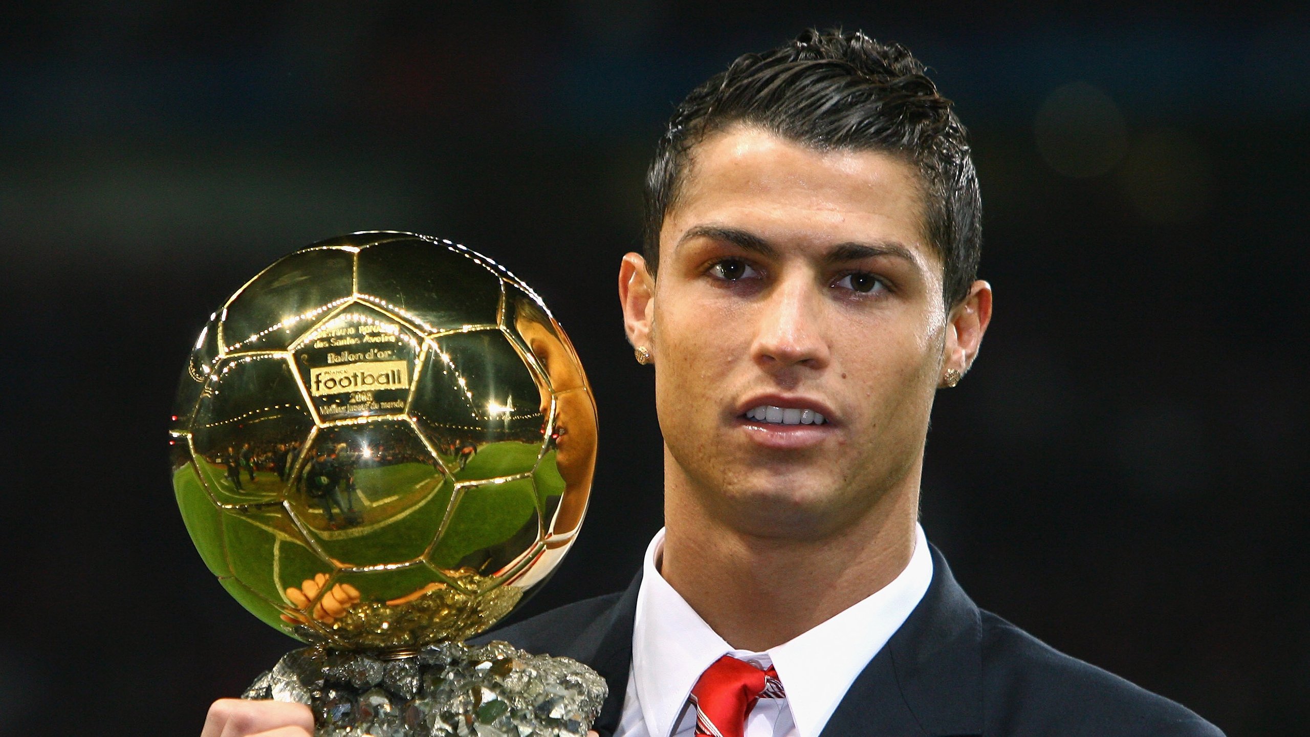 从拉沃尔杯到ATP总决赛，梅德韦杰夫逆转风暴惊艳四座